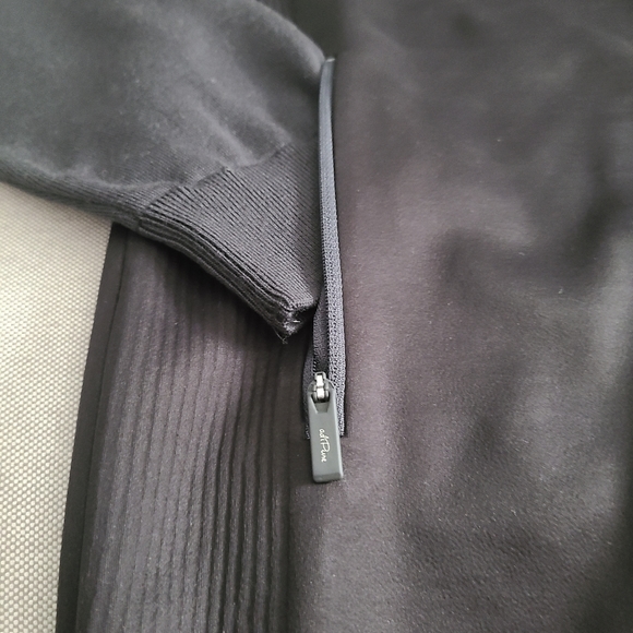 ADIDAS®ADI PURE 🏷️NWT Clean Bonded Sweater/Jacket Blk & Grey Full Zip LUXE M - Picture 4 of 14